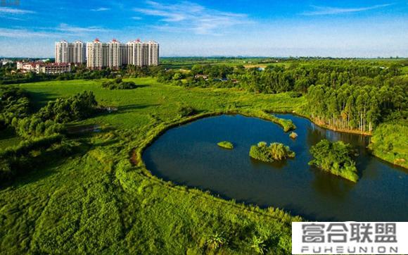 蓝山湖实景图